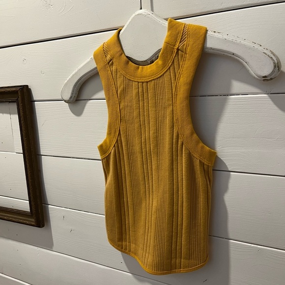 Yellow Ribbed Sleeveless Top - BDG Urban Outfitters (Size S) - Picture 6 of 8